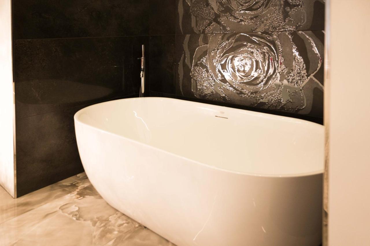 Vipverona Luxury Apartment - Royal Welcome Zewnętrze zdjęcie