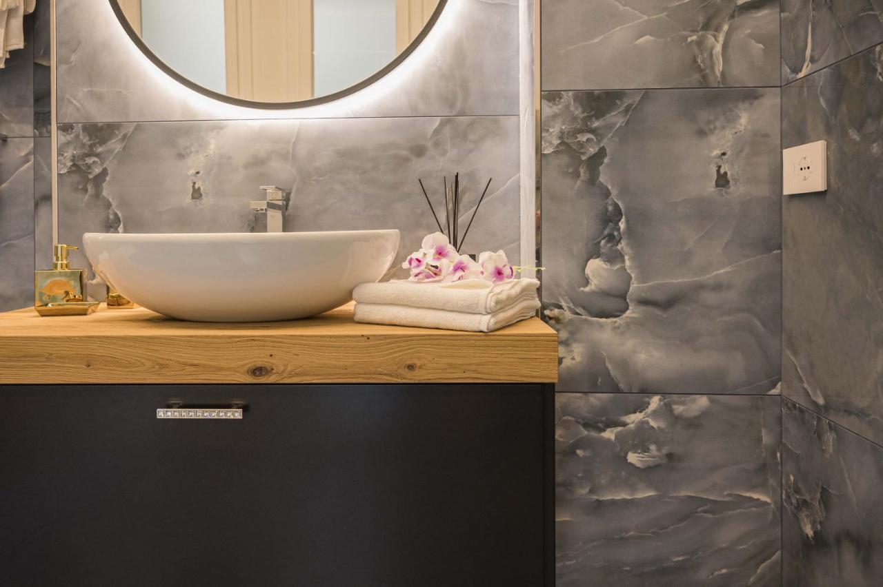 Vipverona Luxury Apartment - Royal Welcome Zewnętrze zdjęcie